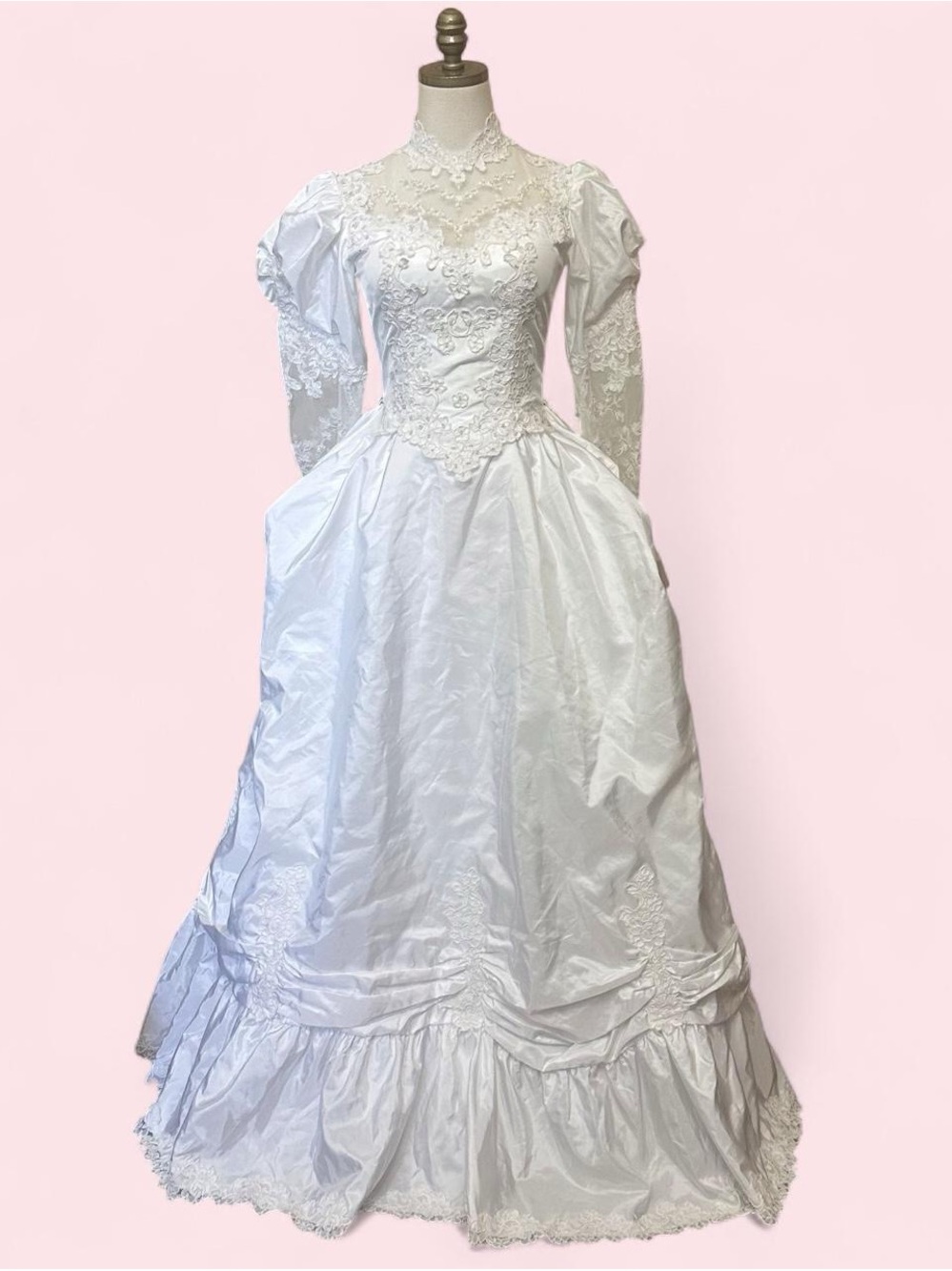 Romantic White Lace High-Neck Bridal Gown with Long Sleeves